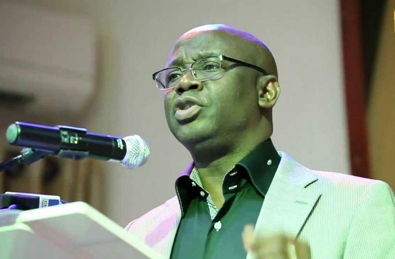 2023: Tunde Bakare declares for President